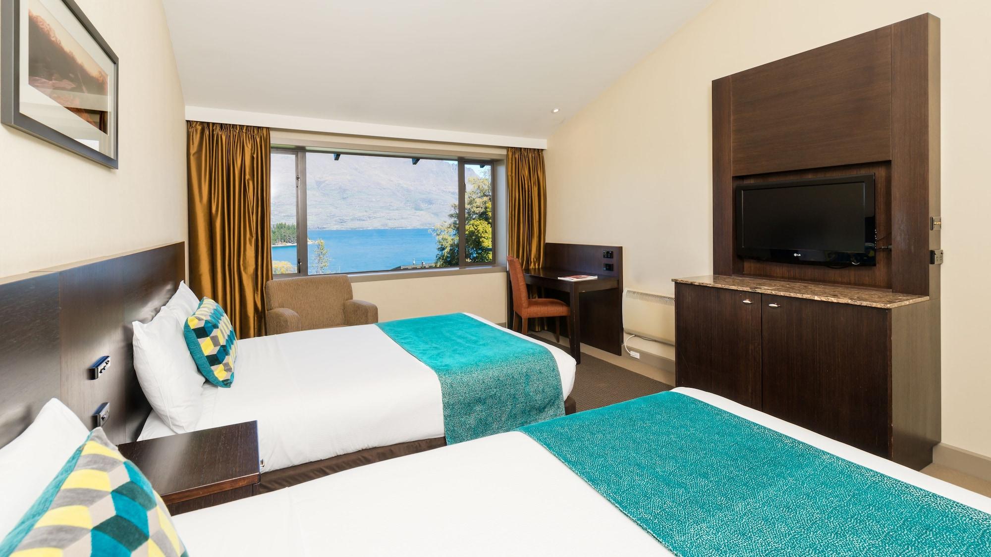 Copthorne Hotel & Resort Lakefront Queenstown Bagian luar foto