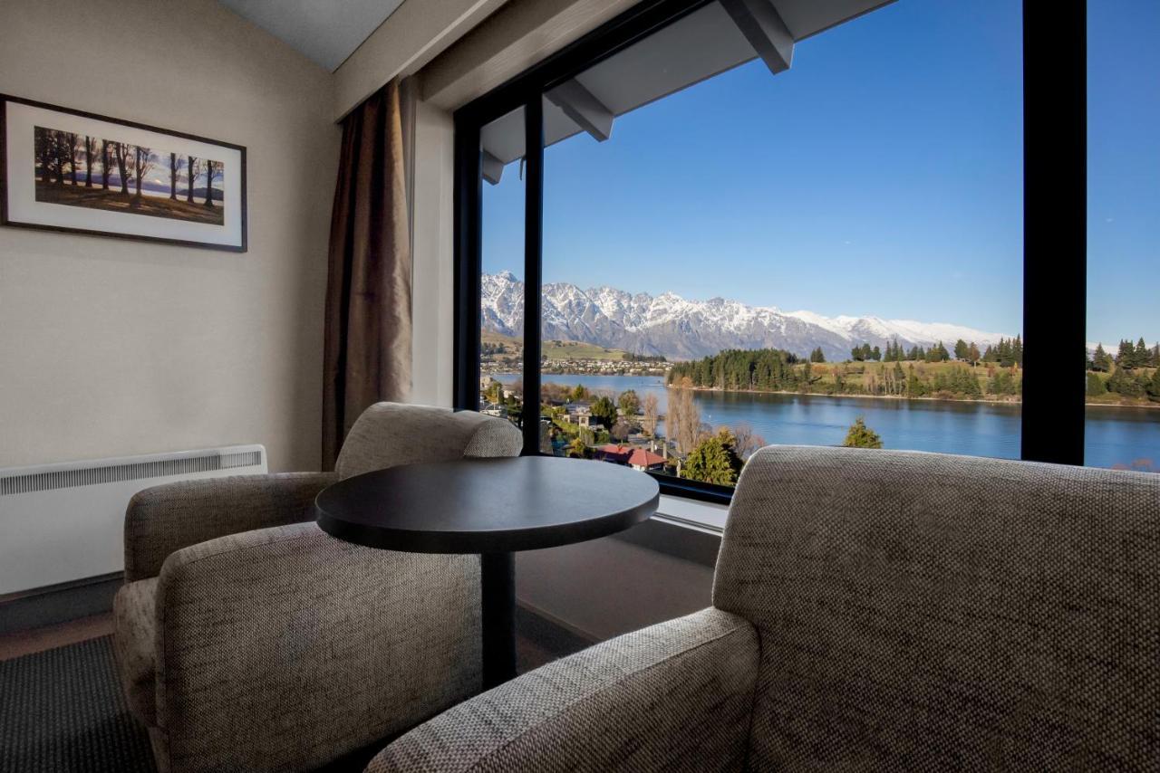 Copthorne Hotel & Resort Lakefront Queenstown Bagian luar foto