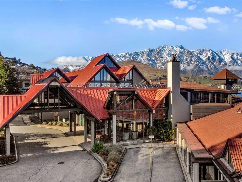 Copthorne Hotel & Resort Lakefront Queenstown Bagian luar foto