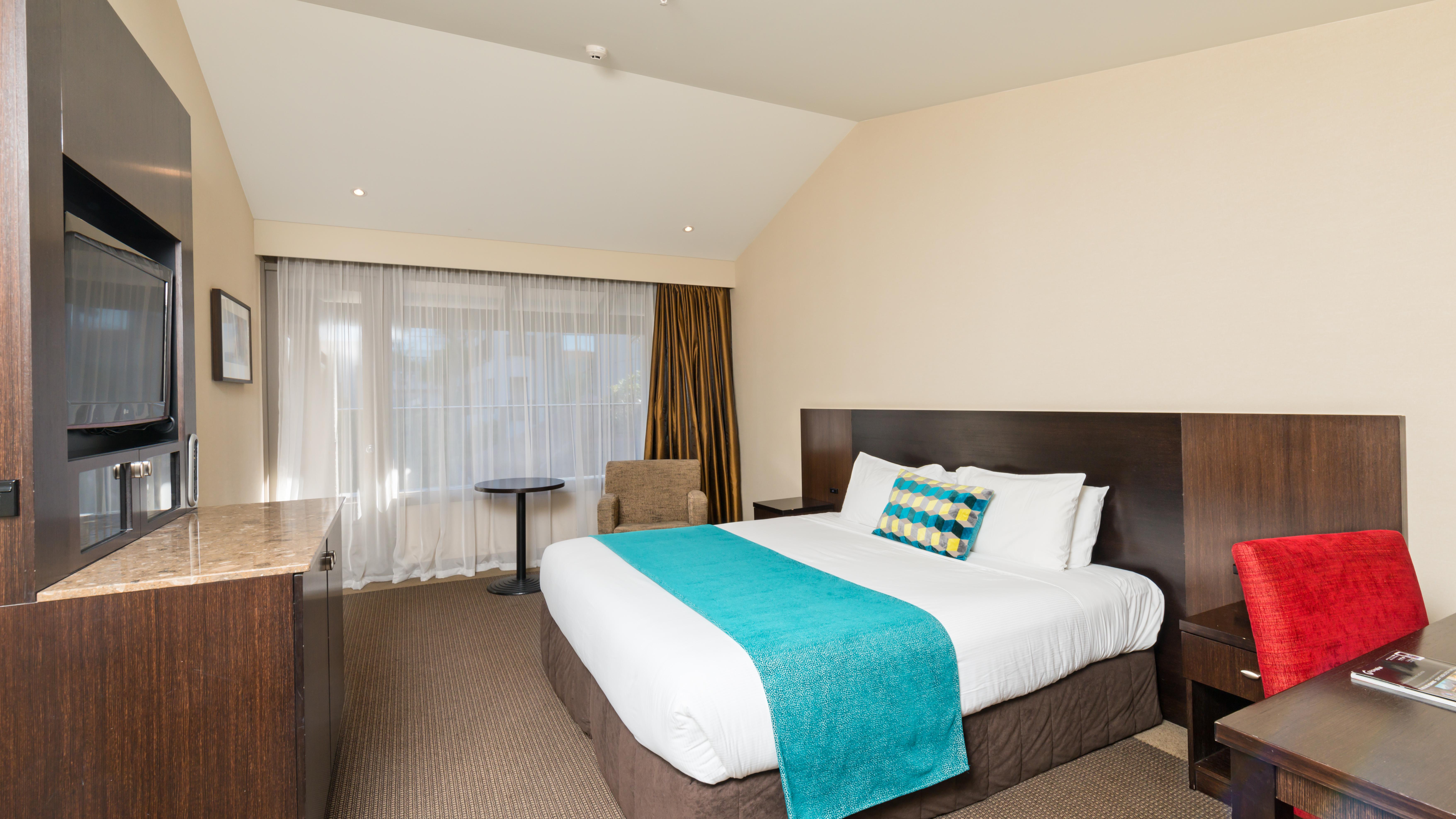 Copthorne Hotel & Resort Lakefront Queenstown Bagian luar foto