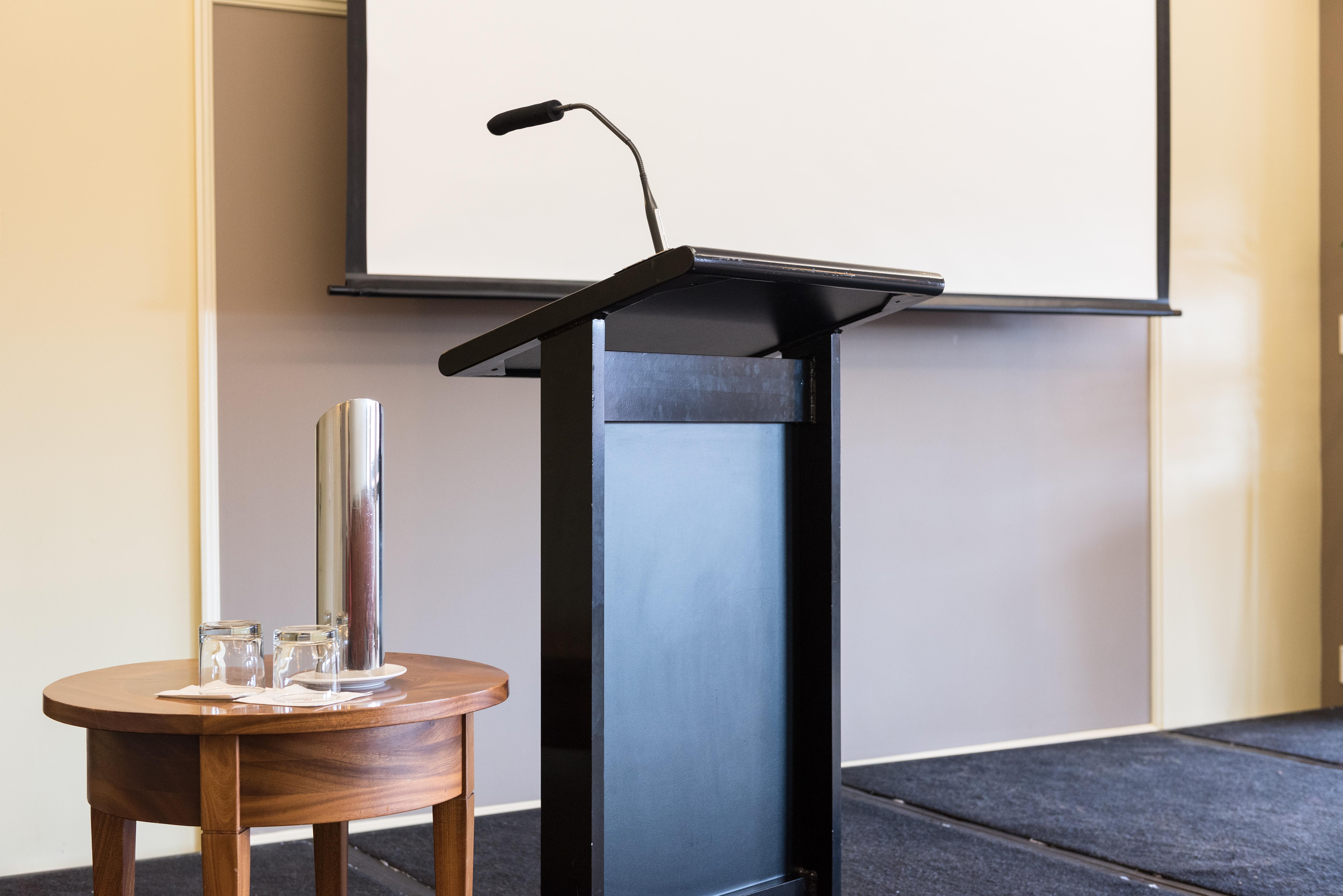 Copthorne Hotel & Resort Lakefront Queenstown Bagian luar foto