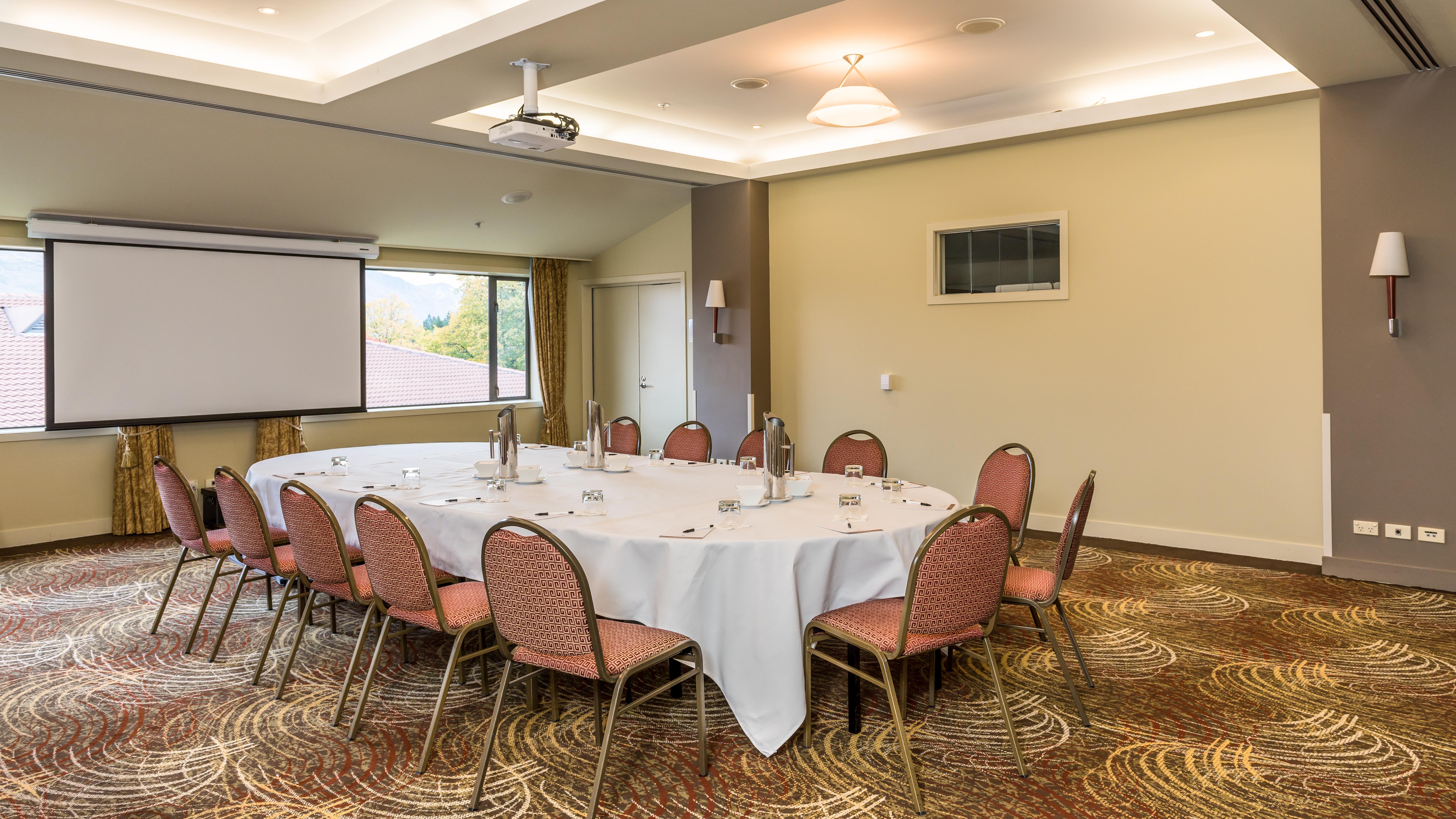Copthorne Hotel & Resort Lakefront Queenstown Bagian luar foto