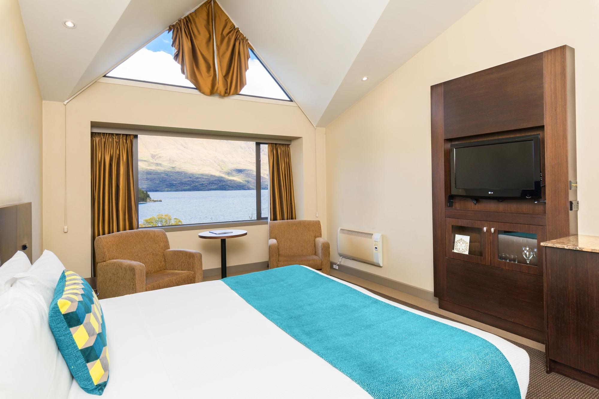Copthorne Hotel & Resort Lakefront Queenstown Bagian luar foto