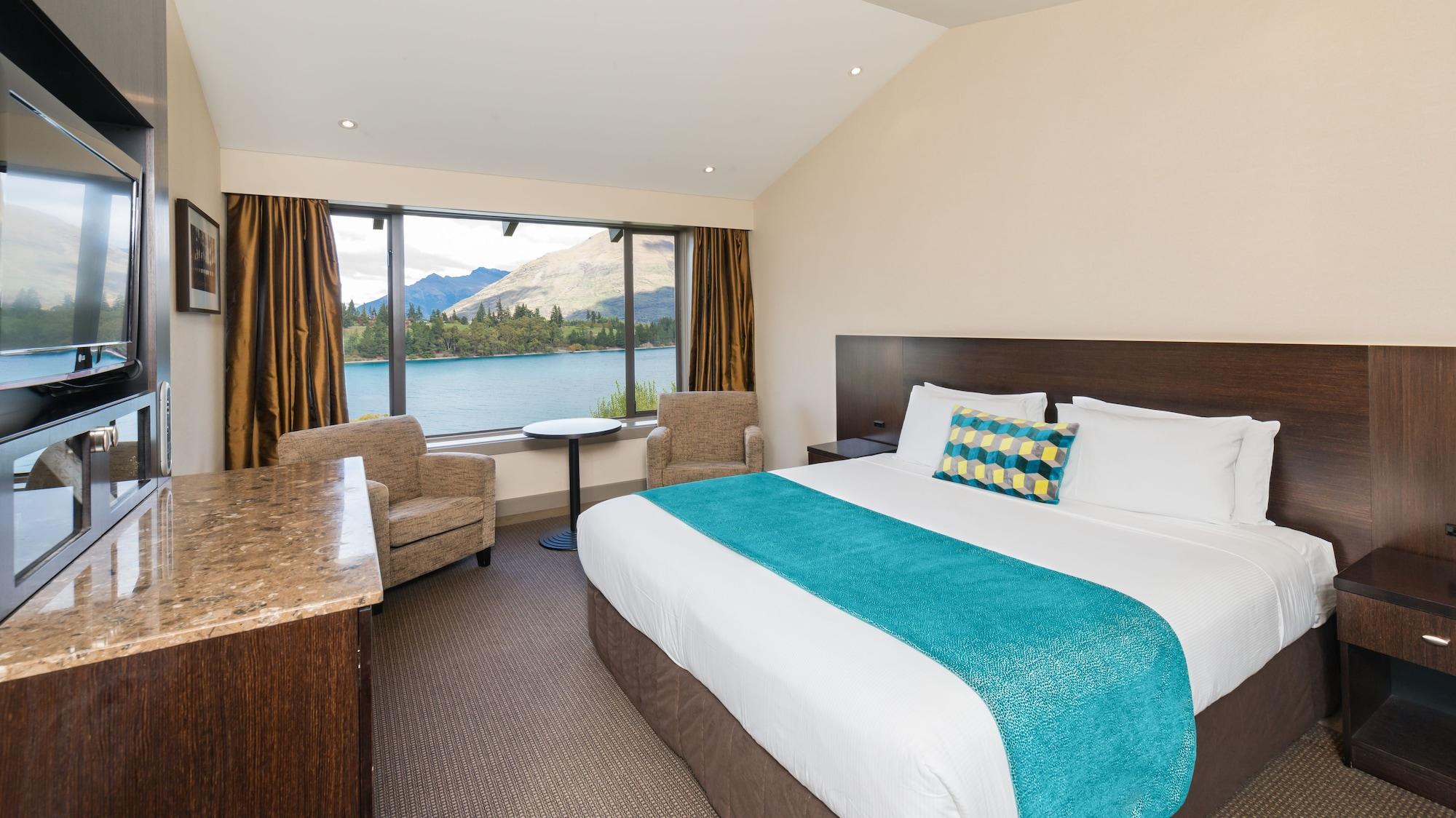 Copthorne Hotel & Resort Lakefront Queenstown Bagian luar foto