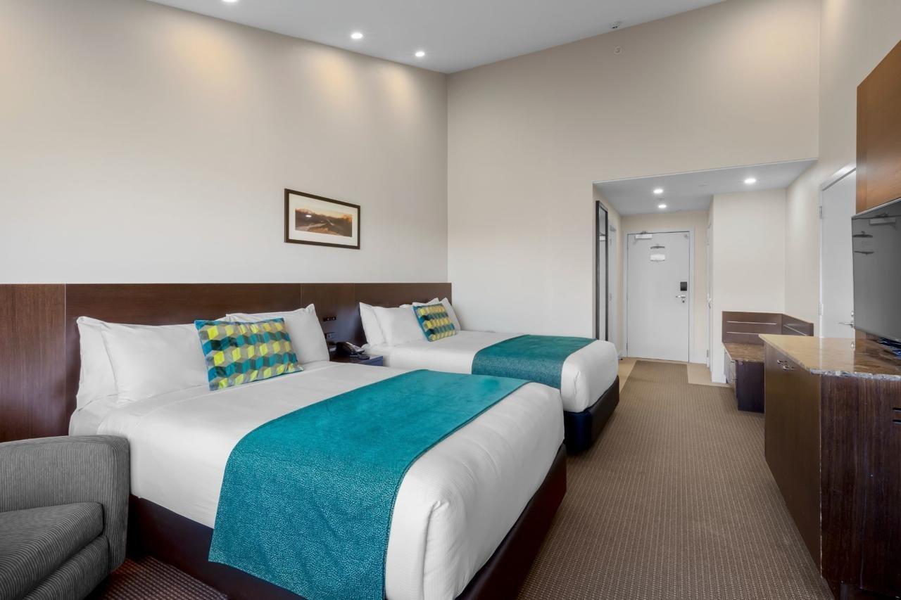 Copthorne Hotel & Resort Lakefront Queenstown Bagian luar foto