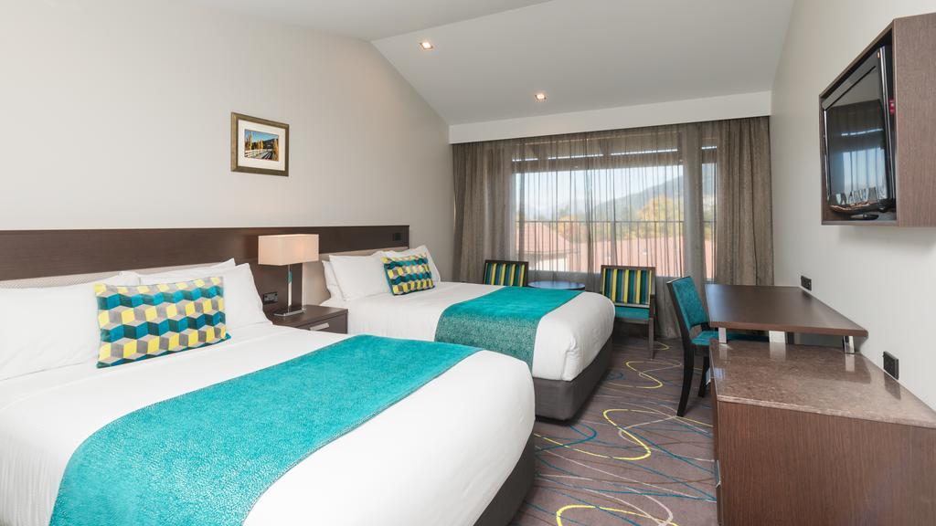 Copthorne Hotel & Resort Lakefront Queenstown Bagian luar foto